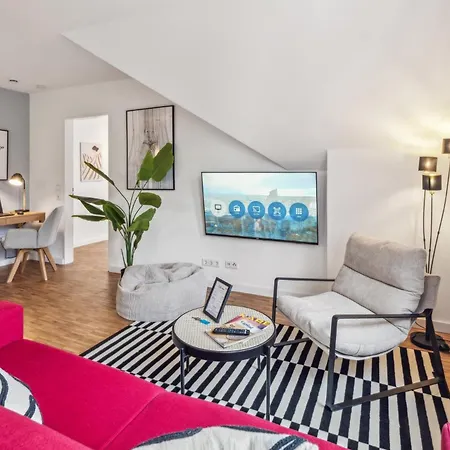 Апартаменты Maremar - Style Nahe Klinikum - Luxus Boxspring - Parkplatz - Kueche - Highspeed Wlan - Bis Zu 5p Ольденбург